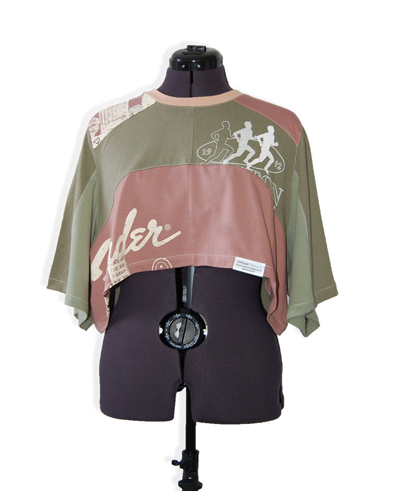 Earth Runners - Upcycled Boxy Fit Cropped Tee - UK 16
